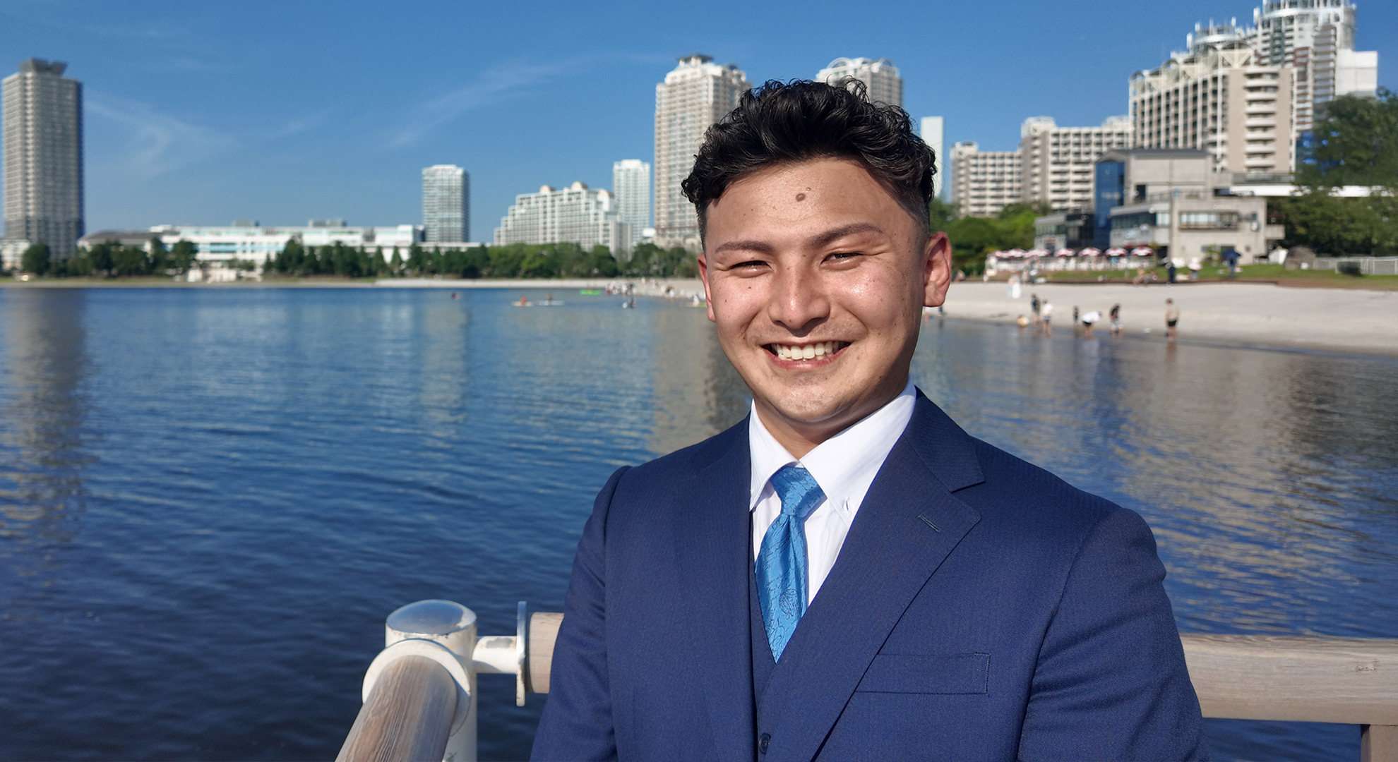 営業部（東京営業所勤務） 周川航大